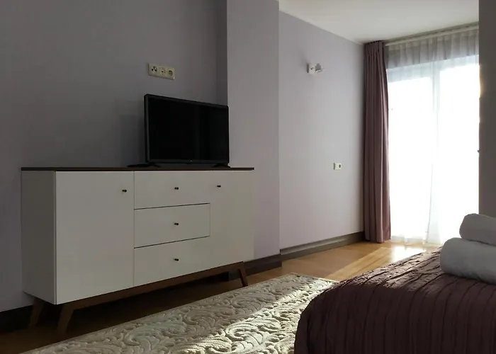 Radvi House